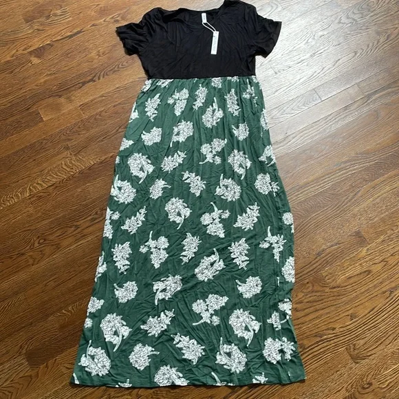 Dearcase Dresses | Maxi Dress- Never Worn | Color: Black/Green | Size: XL | Lonistein's Closet